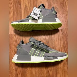 Brand New Adidas NMD R1 V2 Men Size 9